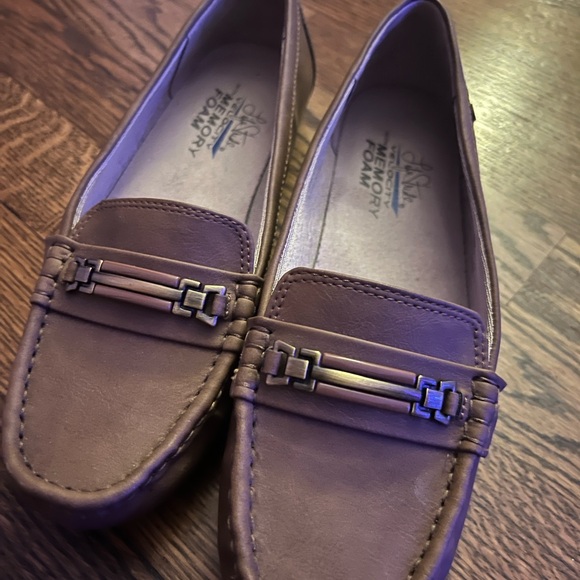 Life Stride Shoes - Life Stride Brown Loafers with Memory Foam